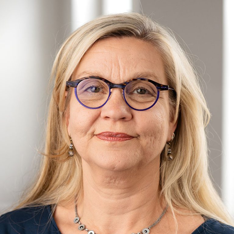 Andrea Fleßner-Polychronidis: Fachärztin für Kinder- & Jugendpsychiatrie Kirchrode, Hannover – Portrait Frau Höver