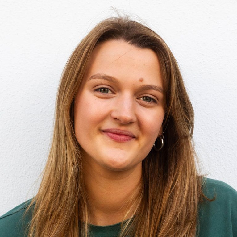 Andrea Fleßner-Polychronidis: Fachärztin für Kinder- & Jugendpsychiatrie Kirchrode, Hannover – Portrait Frau Hüttermann